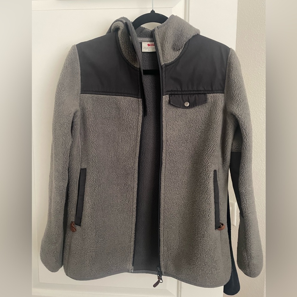Fjallraven Singi fleece jacket
